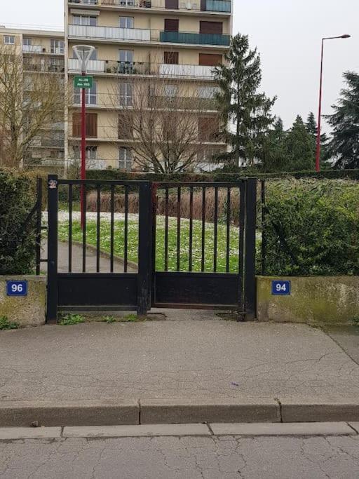 Grand Paris Superbe Appartement Gesteasy Fresnes  Exterior foto